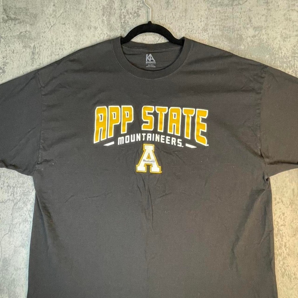 Black and yellow Appalachian State University 2XL t-shirt - Picture 1 of 5